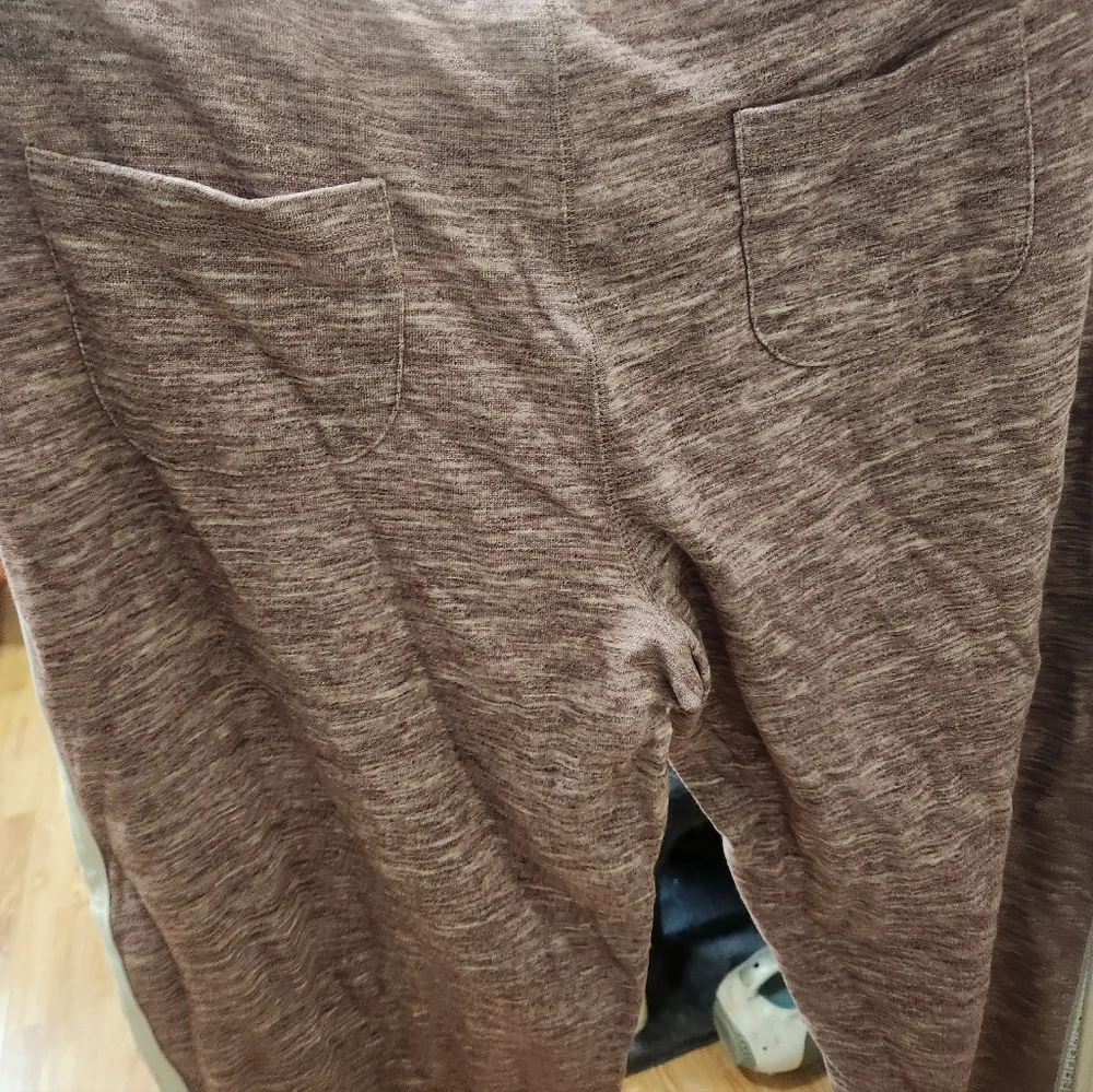 Women's Maroon Jogger Pants Size 2xl With The Tags